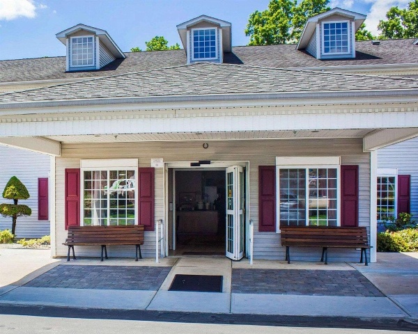 Comfort Inn Guilford near I-95 Main image